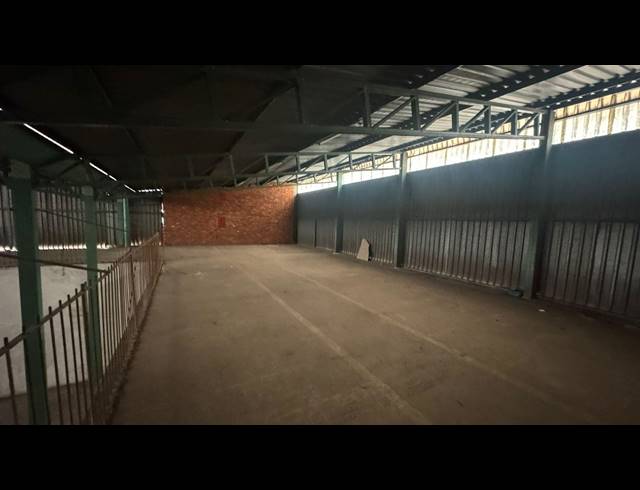 800M² WAREHOUSE TO LET IN PRETORIA WEST